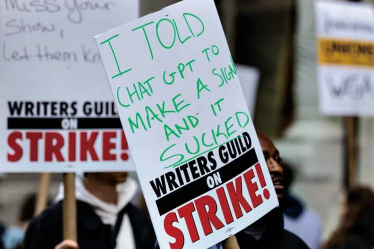 有人靠chatgpt赚到钱了吗,如何用chatgpt赚到第一桶金