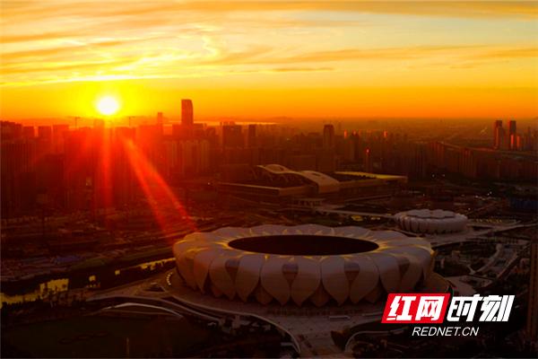 喜迎亚运打卡亚运印记,打卡杭州亚运莲花