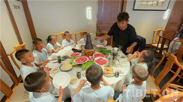 首都之旅第一日,首都之旅1000字