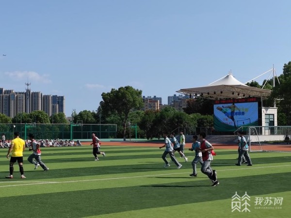 南京市石鼓路小学校长杯足球赛,以赛代练大赛