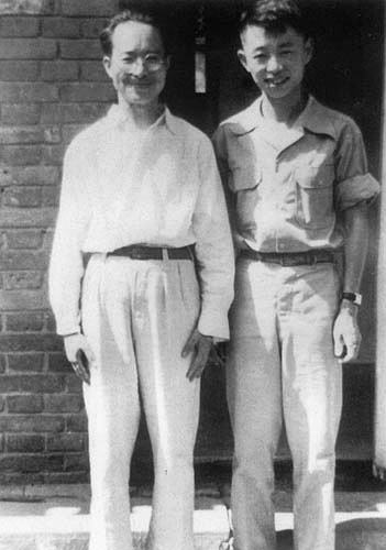 “浪荡汉子”魂归“无愁河”——谨以此文深切缅怀黄永玉先生