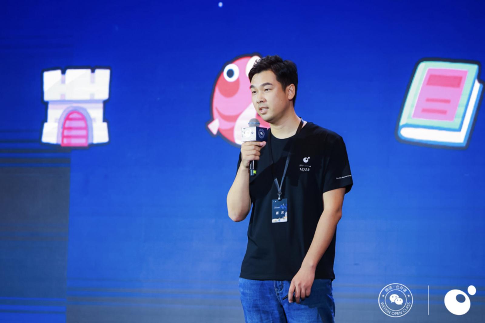 连美术都得四处找人借的小项目，上线却月流水破亿