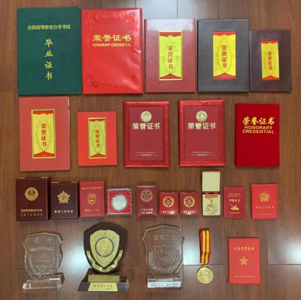 在做好服务旅客工作的基础上,把服务做到旅客的心坎