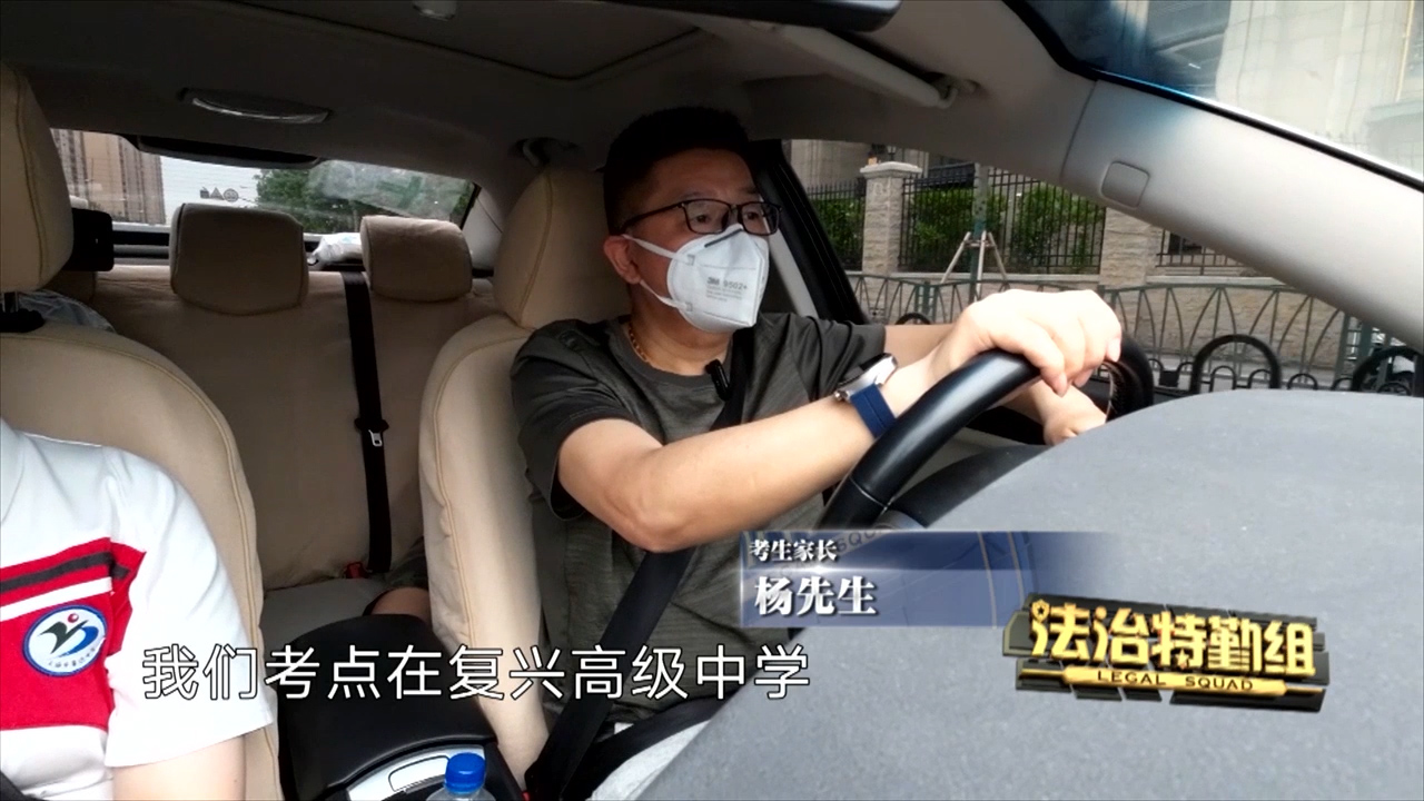 破解大居“出行难”交警全力找出路！