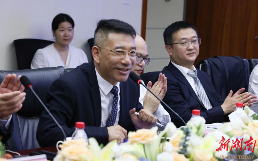 谋能源发展非洲多国考察湖南力宇公司