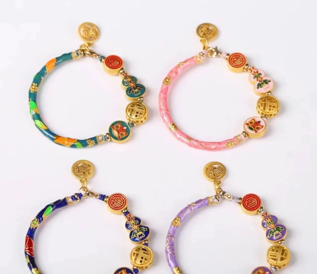 为什么年轻人扎堆雍和宫,年轻人去雍和宫现象你怎么看