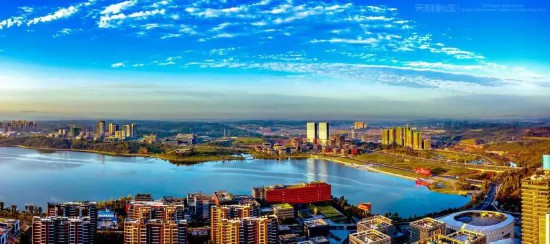 蓉平：奋楫奔向科技创新的“诗与远方”