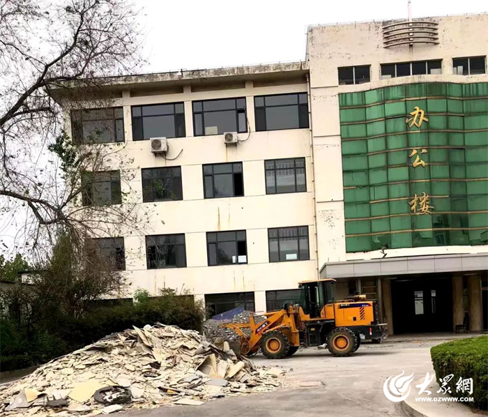 东营区公用事业集团大手笔投资医疗机构服务能力提升