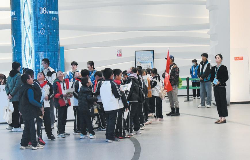 青岛旅行社现状,传统旅行社向线上转型的困难